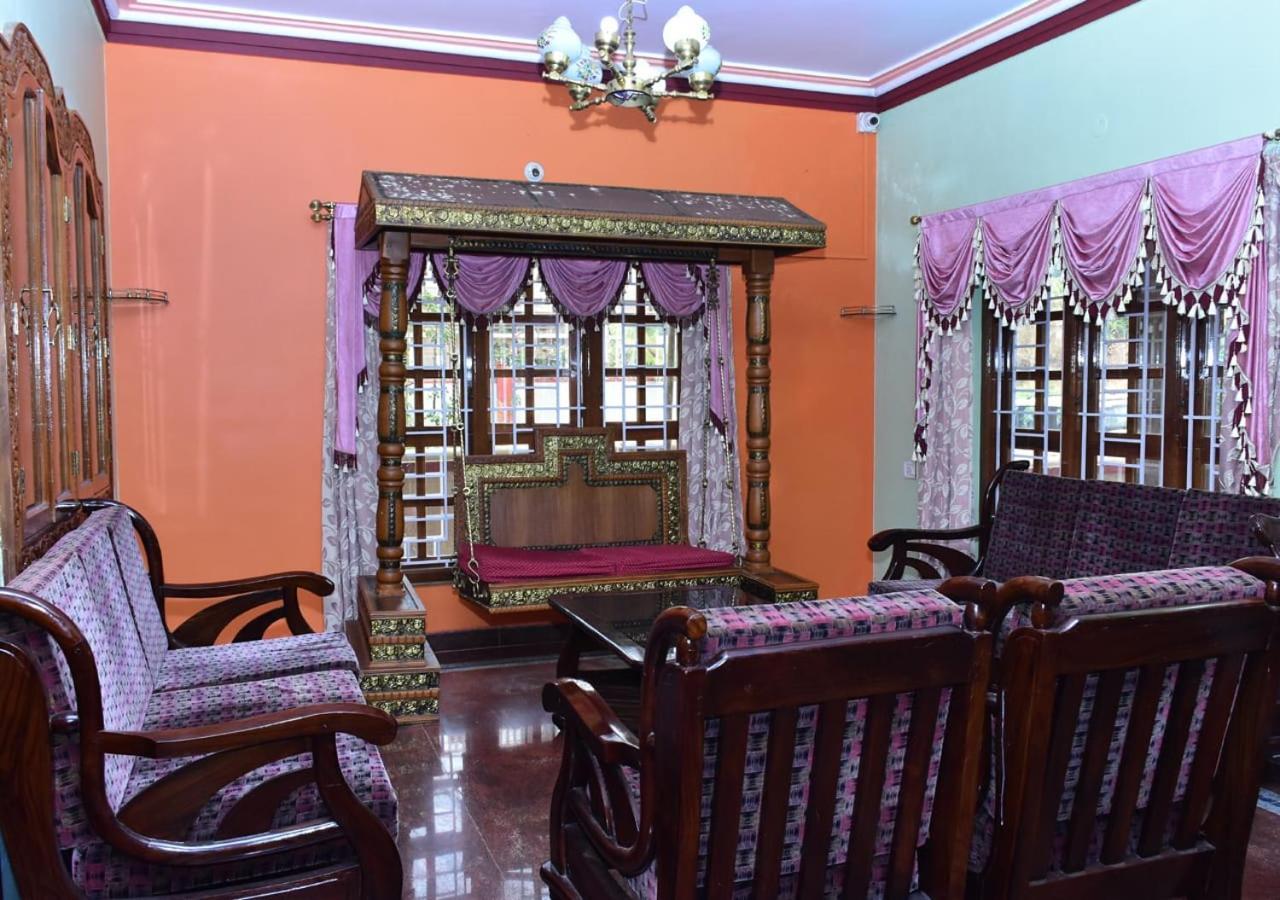 Kaveri Homestay Madikeri Zewnętrze zdjęcie